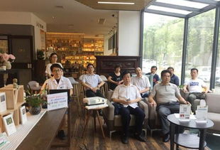 新華書店集團舉辦“傳承國粹 健康生活”中醫(yī)養(yǎng)生與保健專題健康講座